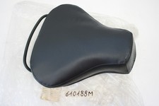 Single seat driver seat saddle