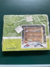 Espositore per modellini di Agostini 100 anni d’Italia in legno