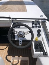 Magnum Marine 27 Sport barca a motore usata- Solo Barca