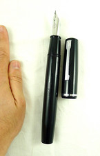 VECCHIA  PENNA STILOGRAFICA VINTAGE ENORME MONTEGRAPPA EXTRA 23 CM