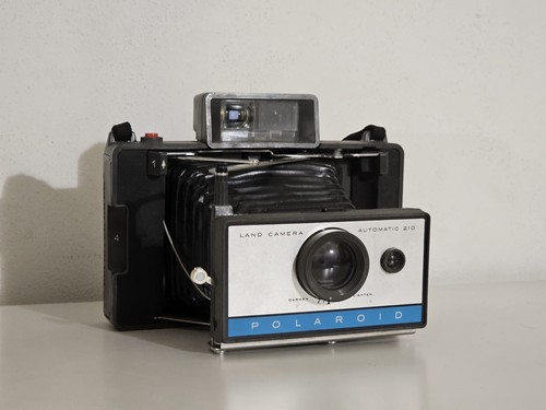 Polaroid land camera 210 - 210,