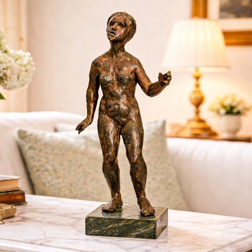 Statua antica scultura nuda
