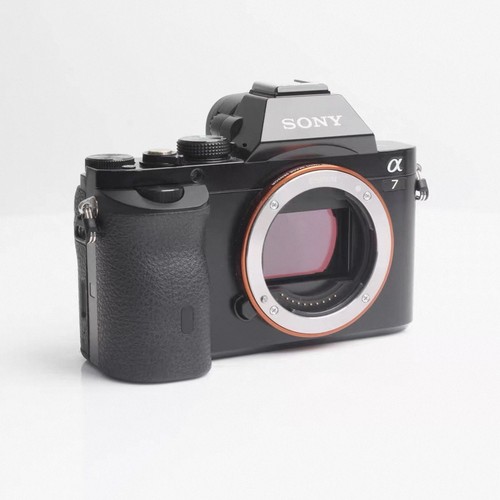 Fotocamera digitale mirrorless
