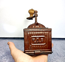 macina caffè in metallo con