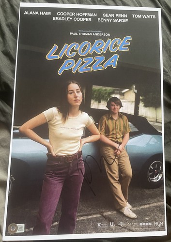 Foto pizza liquirizia - , firmata