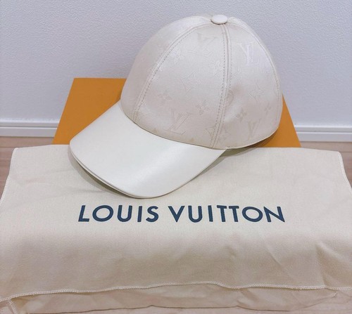 Cappellino donna louis vuitton - louis,