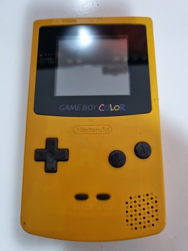 Game boy color - boy, yellow