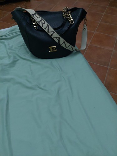 Borsa pelle nera - in,