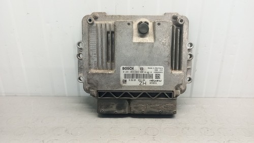 55556829 centralita motor uce