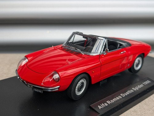 Modellino auto touring - 1:18,