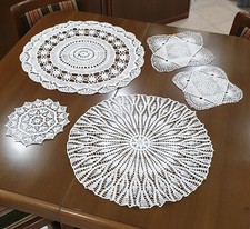 Set centro tavola ricamati a mano varie misure