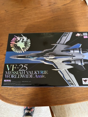 Macross messiah valkyrie - macross,