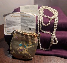 Singolo filo di perle d'acqua