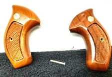 Guancette grips Originali target Bananas  Smith & Wesson J Round butt Anni 70