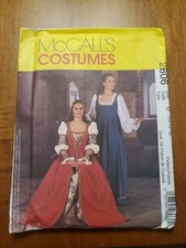 McCall 2806 Costume