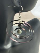 Orecchini Handmade Con La Molla Di Carica Di Due Vecchi Orologi E Pietre Dure