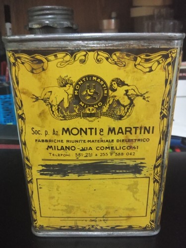Vecchia latta vintage vernici