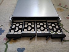 Server NAS Synology RackStation RS812+ 2 Bays 1GB Ram 2x1Gb Ethernet Intel Atom