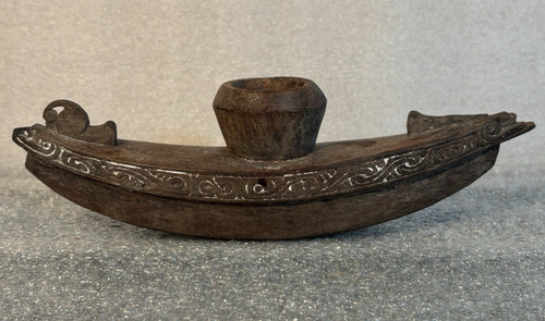 Antico mortaio schiaccia - , noce