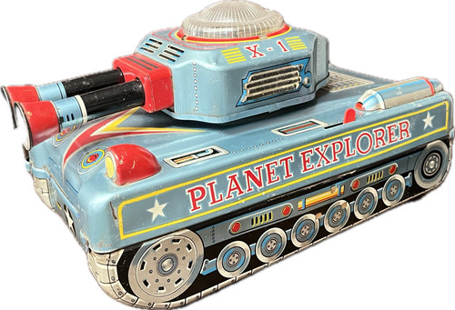 Space tank planet explorer