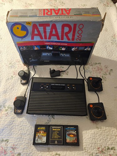 Black atari 2600 - black, vadar