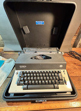 Vintage Olympia Report de Luxe