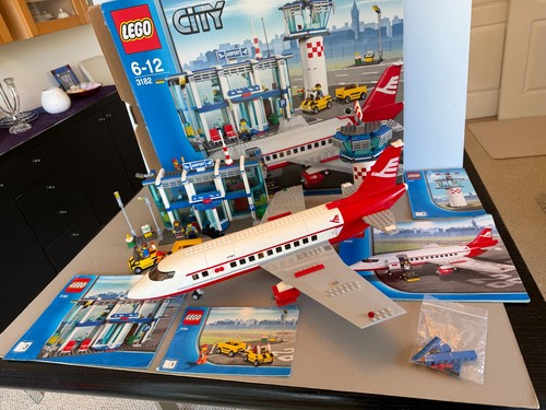 Lego town city airport - town, (3182)