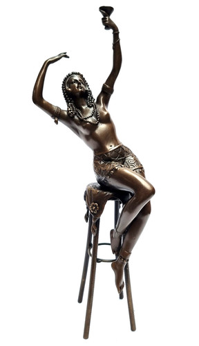 Statua bronzo signora - , su