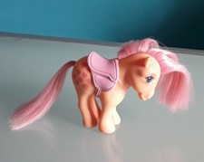 "HASBRO"1982, My Litlle Pony con sella, colore beige e rosa, altezza 11 cm.