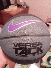 Palla da Basket Nike Versa Tack indoor/outdoor durability (Usato)