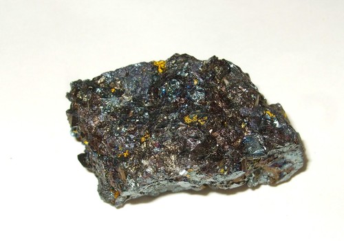Minerali grezzi - -,