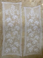 Coppia Di Tende A Vetro Con Rose A Filet