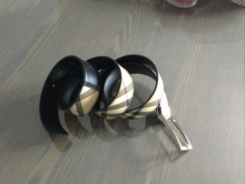 Ceinture burberry taille 100 - burberry,