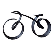 Innovativa scultura in ferro