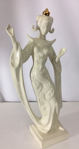 Statuina scultura ceramica