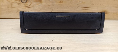 Consolle centrale vano - consolle, porta