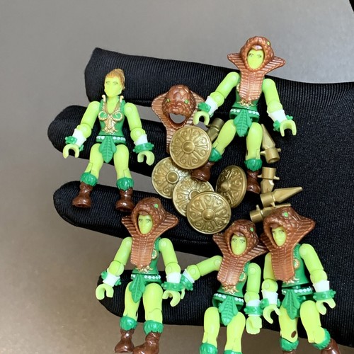 Figurine teela mega construx - mega,