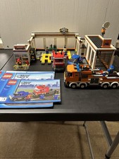LEGO City 7642 Garage 99% Completo di Istruzioni e Accessori 