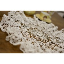 CENTRO MOSSO REALIZZATO AD UNCINETTO diam.48 cm