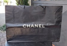 Grande borsa shopper in carta Chanel usata cm 58 x 40