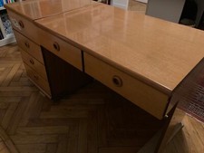 scrivania vintage in legno