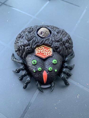 Mighty max trapped by - mighty,