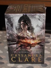 CASSANDRA CLARE ( THE INFERNAL