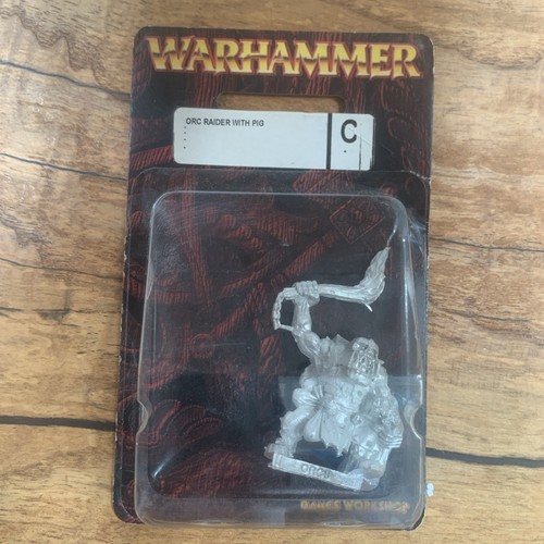 Warhammer orc raider - raider, con