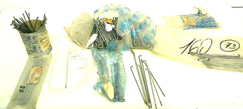 Stock circa 300 raggi - 300, cerchi