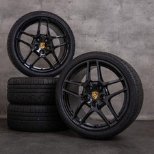 Porsche 911 con gomme