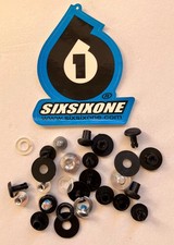 Armatura per il corpo 661 SixSixOne. Viti, rondelle, giunti a spinta come da foto.