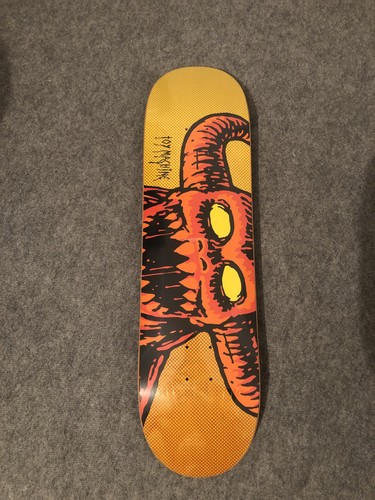 Macchina giocattolo skateboard