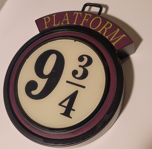 Harry potter train - platform, 9