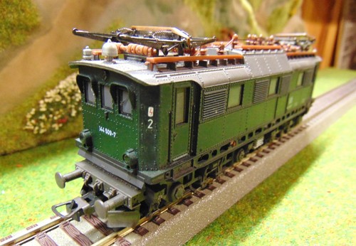 Locomotive électrique 144 - locomotive,